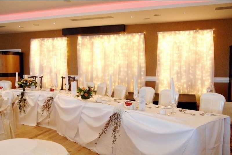 Ard Ri House Hotel Tuam Bagian luar foto