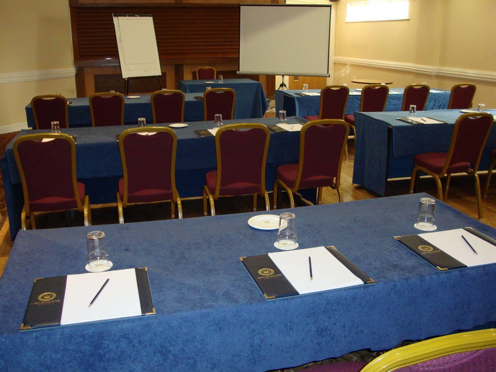 Ard Ri House Hotel Tuam Bagian luar foto